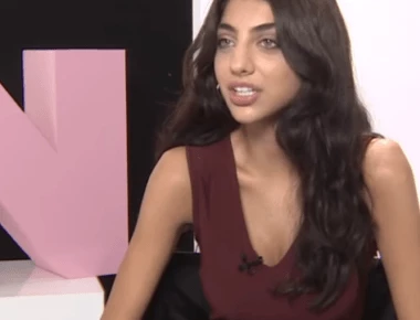 Ε. Καζαριάν: «Στο σχολείο με φώναζαν κουκουβάγια και ανορεξικιά» (βίντεο)